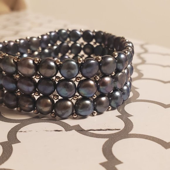Freshwater Pearl 3 Row Stretch Bracelet - Picture 2 of 2